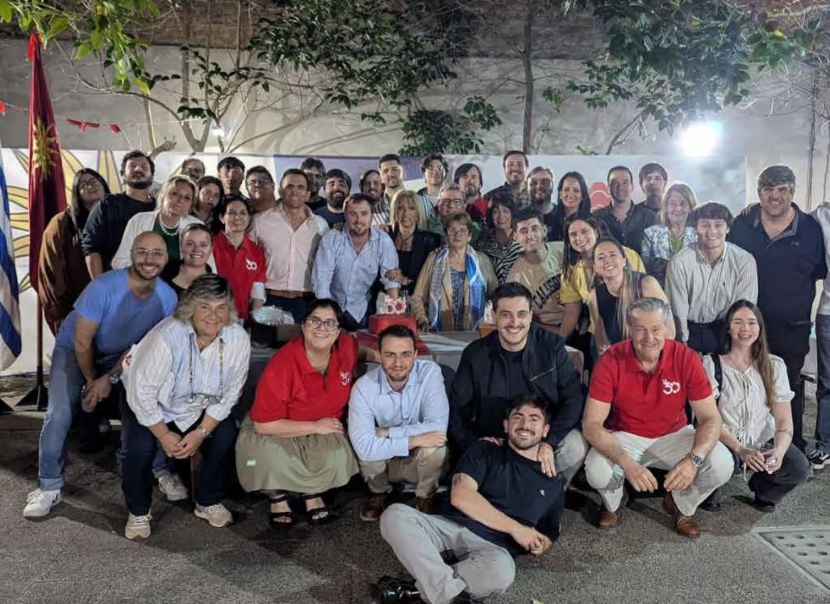 Enmascarar grupo 15@2x